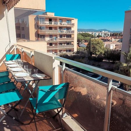 Chic Appart Du Port Fréjus エクステリア 写真